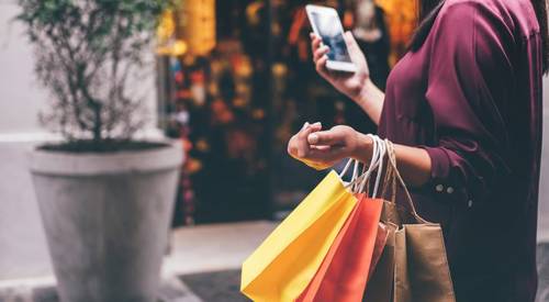 Shopping bags. New houses for Sale in Newton Mearns, East Renfrewshire, Cala Homes, Houses to Buy Newton Mearns